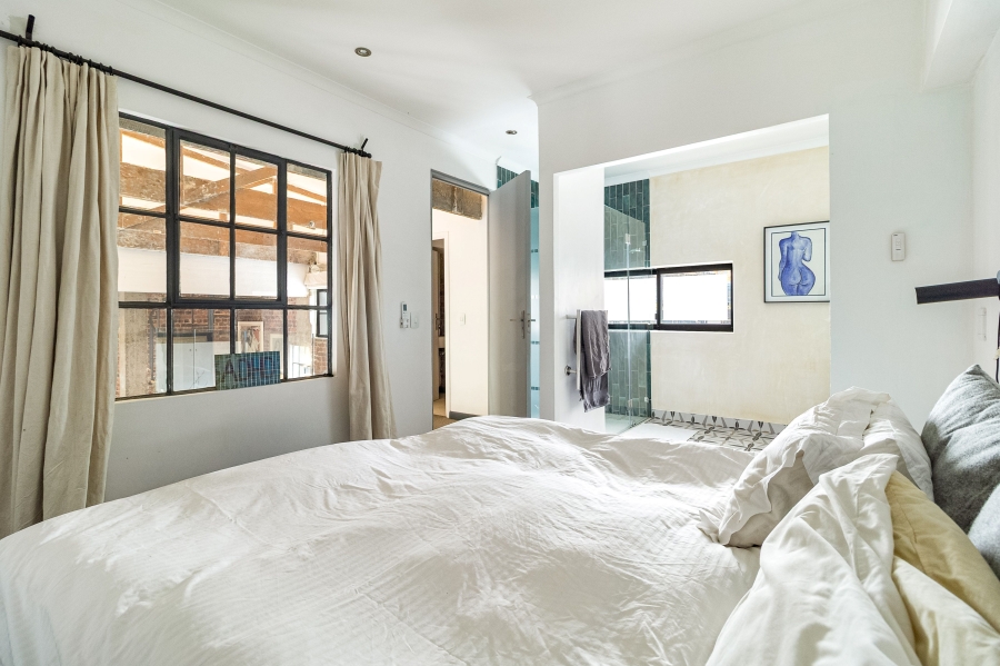 6 Bedroom Property for Sale in Cape Town City Centre Western Cape